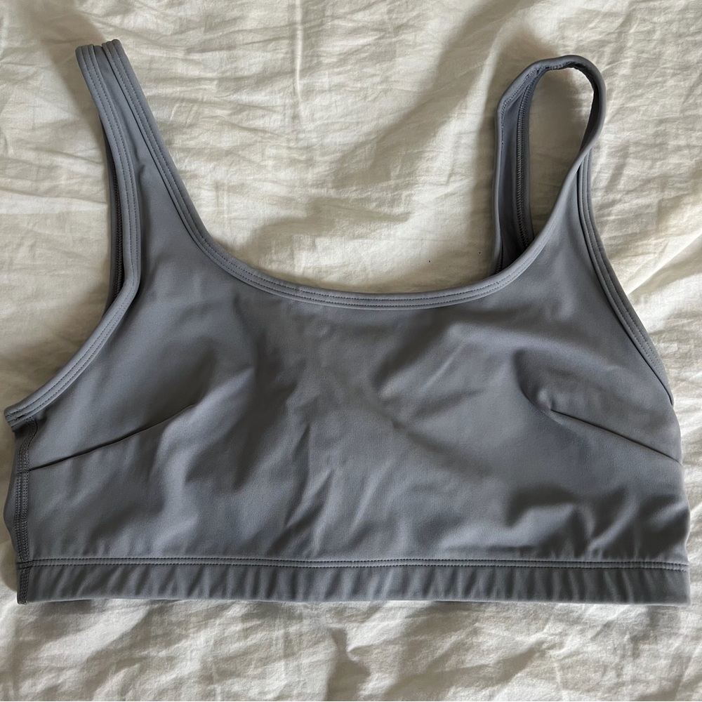 Aritzia Golden GloTone Sports Bra